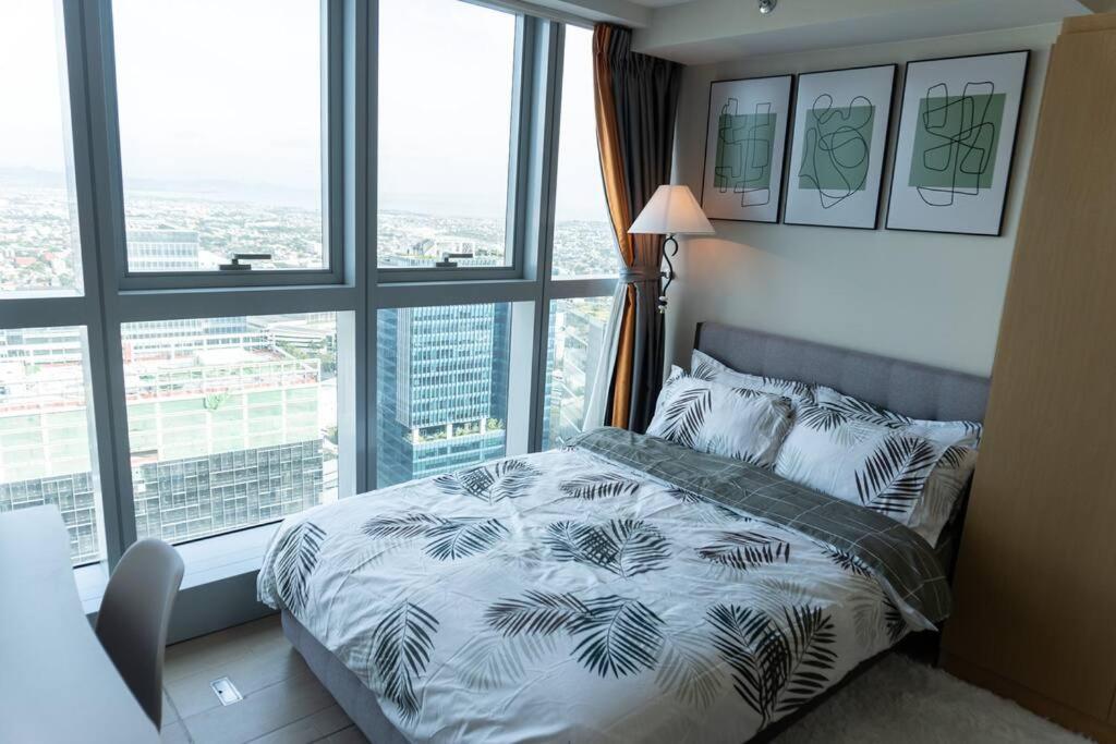 A2J Luxury 2Br Bgc Uptown Suite Near Uptown Mall Manila Kültér fotó