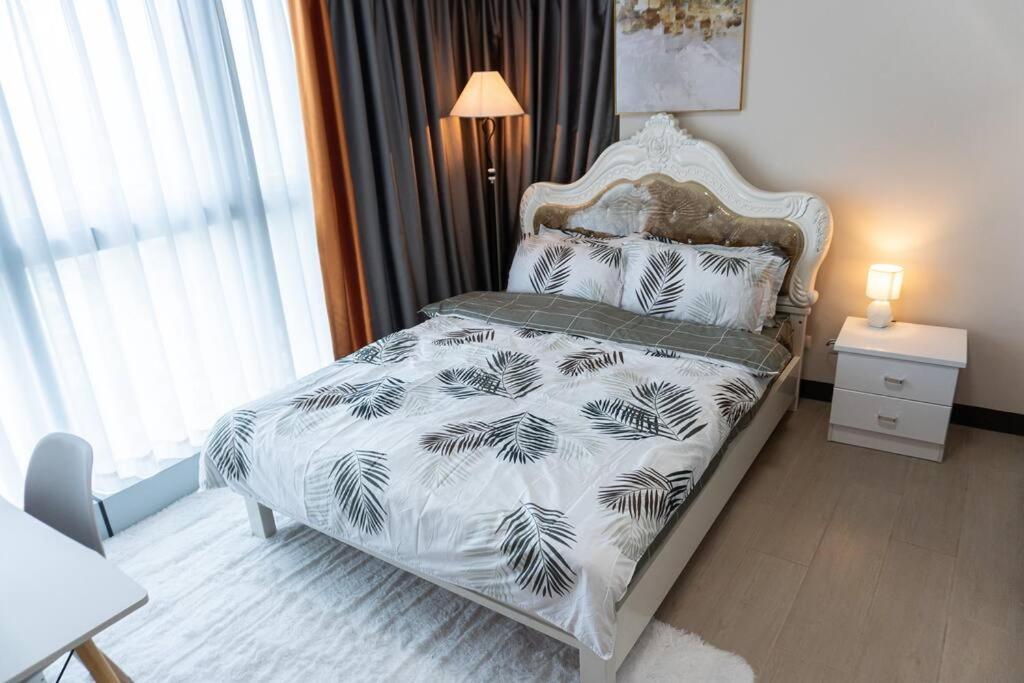 A2J Luxury 2Br Bgc Uptown Suite Near Uptown Mall Manila Kültér fotó