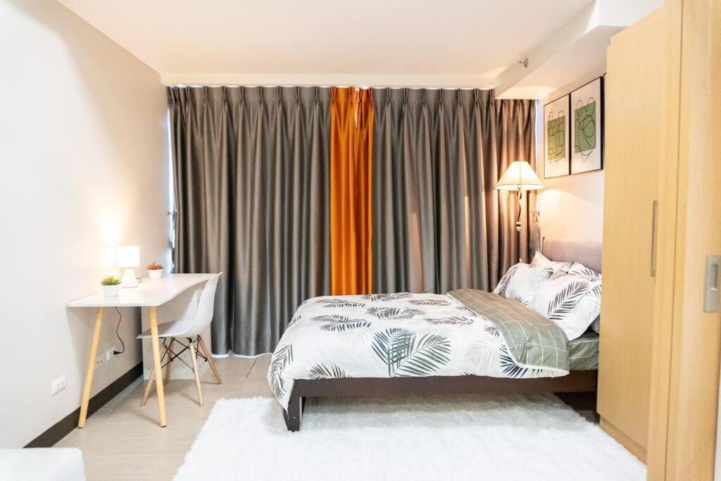 A2J Luxury 2Br Bgc Uptown Suite Near Uptown Mall Manila Kültér fotó