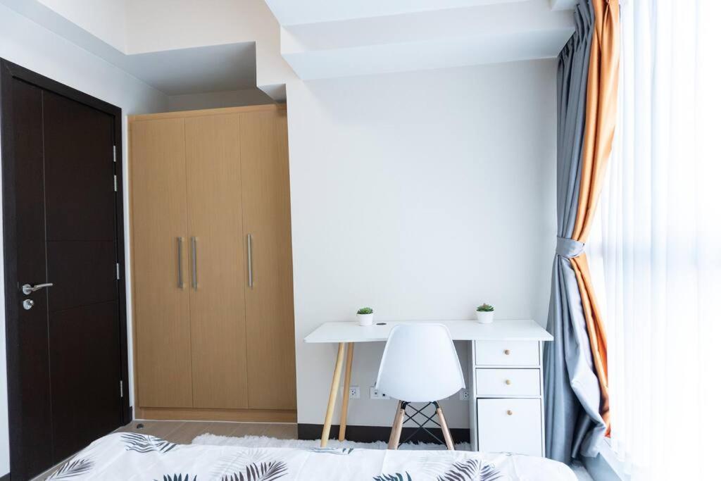 A2J Luxury 2Br Bgc Uptown Suite Near Uptown Mall Manila Kültér fotó