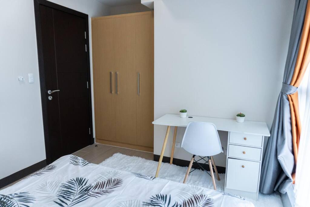 A2J Luxury 2Br Bgc Uptown Suite Near Uptown Mall Manila Kültér fotó
