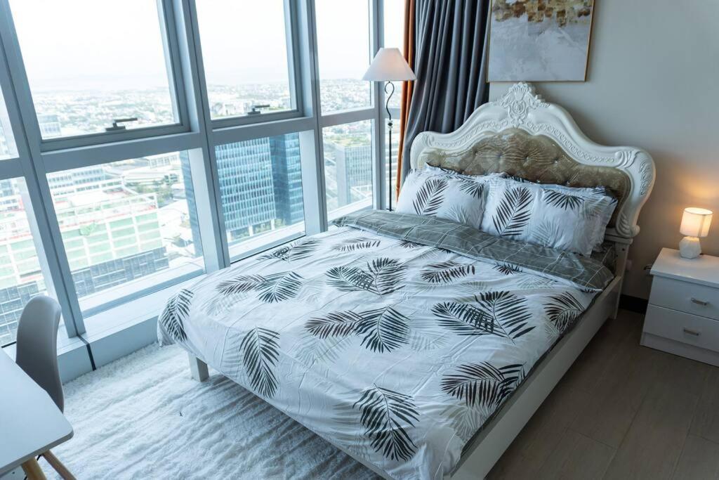 A2J Luxury 2Br Bgc Uptown Suite Near Uptown Mall Manila Kültér fotó