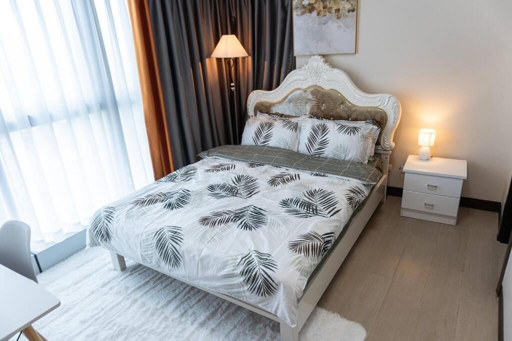 A2J Luxury 2Br Bgc Uptown Suite Near Uptown Mall Manila Kültér fotó